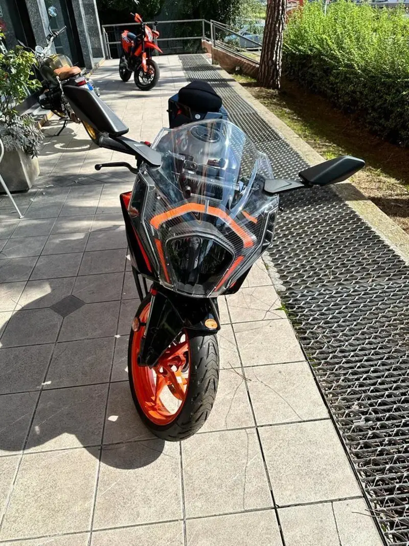KTM RC 125 (2022 - 26) (3)