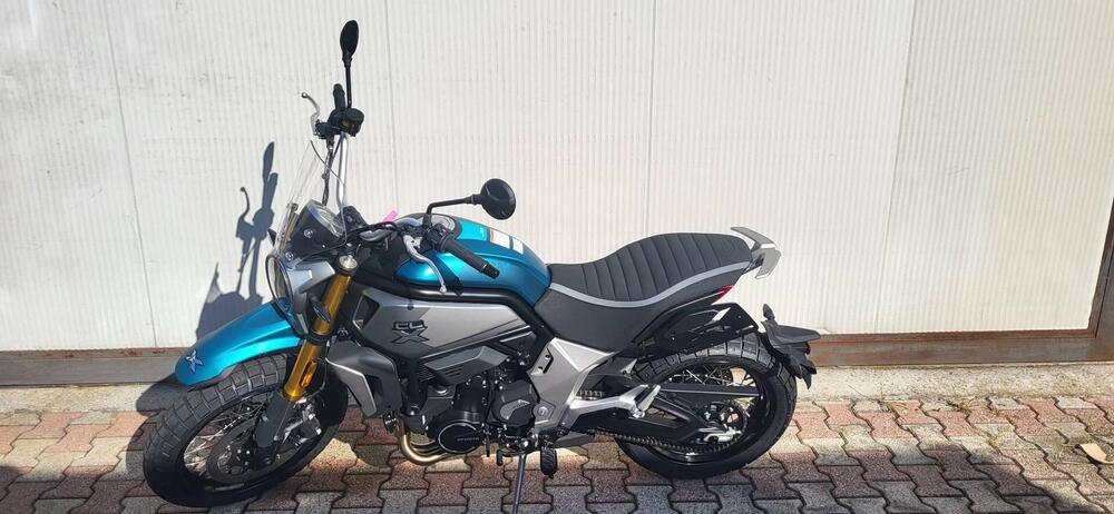 CFMOTO 700CL-X Adventure (2023 - 25)