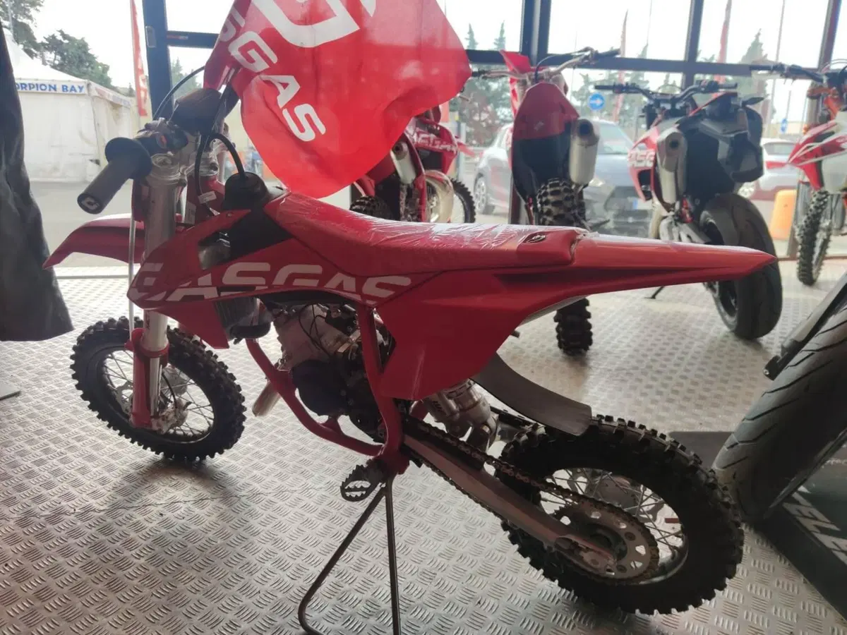 GASGAS MC 50 (2023 - 27) (2)