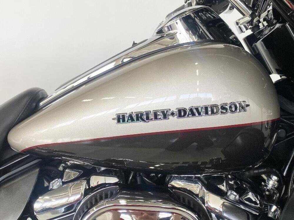 Harley-Davidson 107 Electra Glide Ultra Limited (2017 - 18) - FLHTK (2)