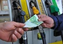 Caro carburanti: a chi spetterà il bonus benzina? Ecco le ipotesi
