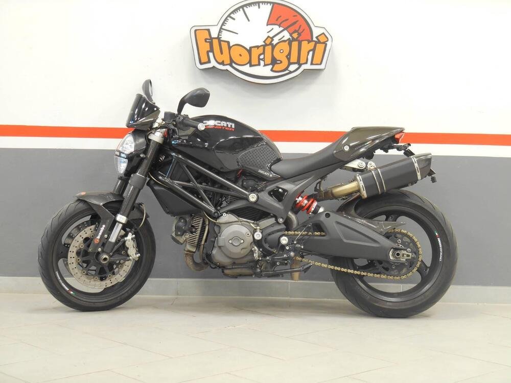 Ducati Monster 696 Plus (2007 - 14) (4)
