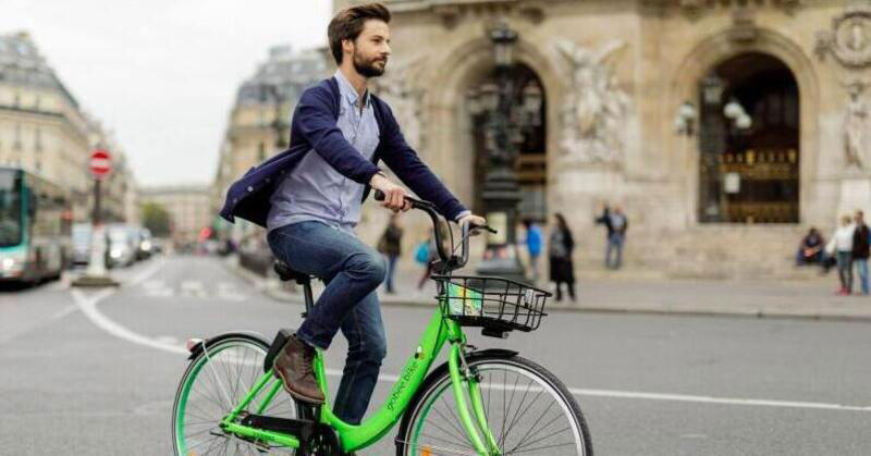 Torino. Raddoppiati gli incidenti in bicicletta e triplicate le sanzioni per malasosta dei monopattini