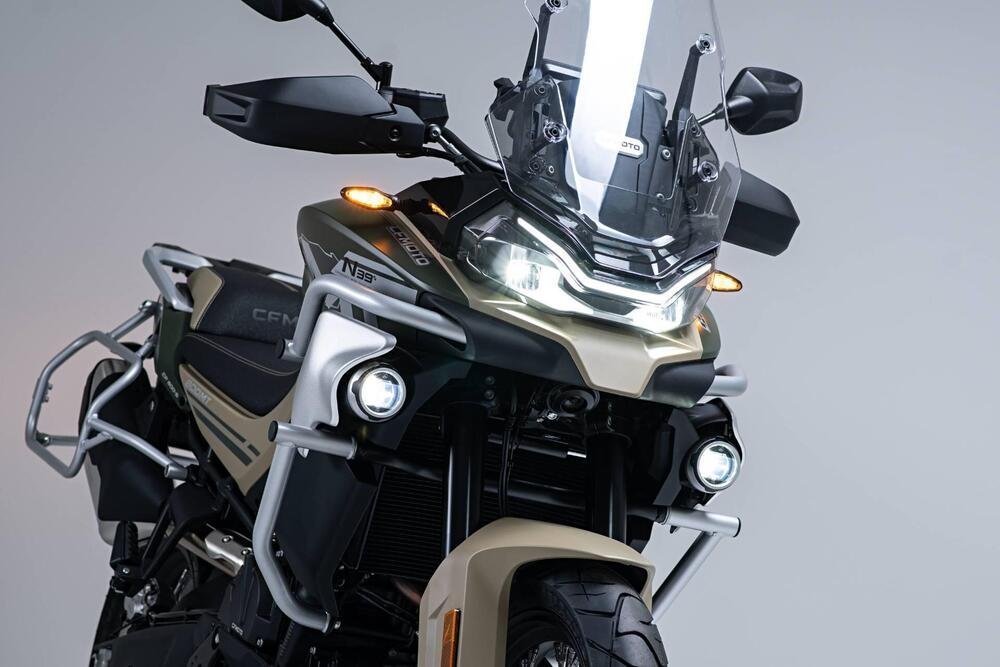 CFMOTO 800MT Limited Edition (2023 - 24) (2)