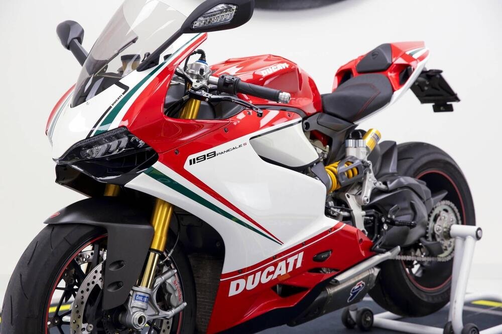 Ducati 1199 Panigale S Tricolore (2012 - 14) (3)
