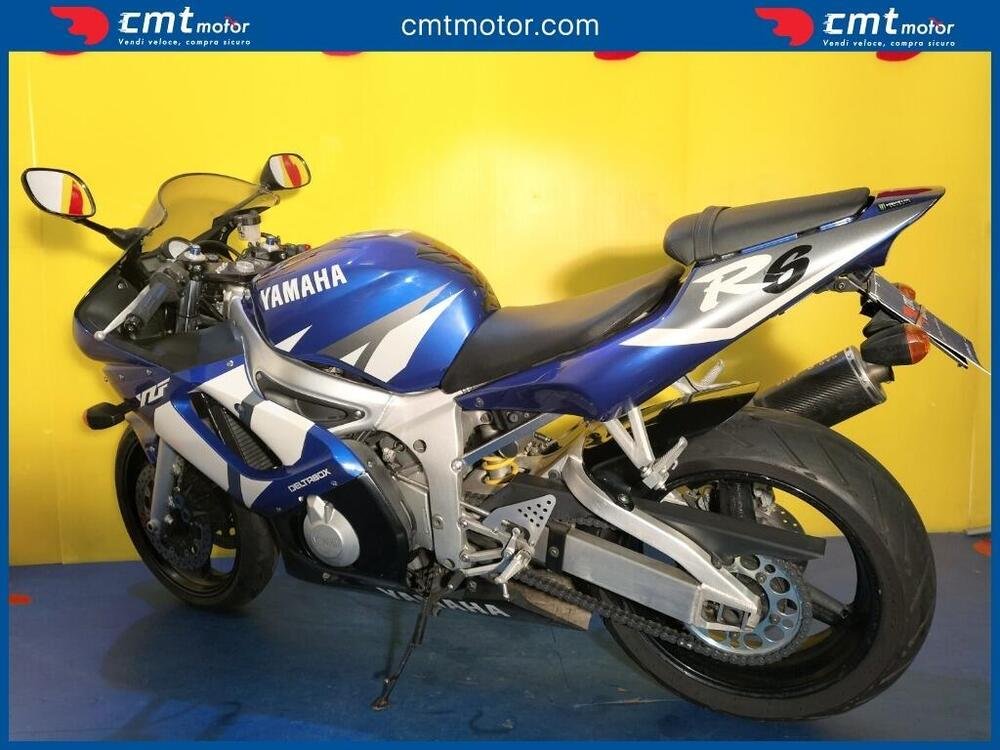 Yamaha YZF R6 (2001 - 02) (5)