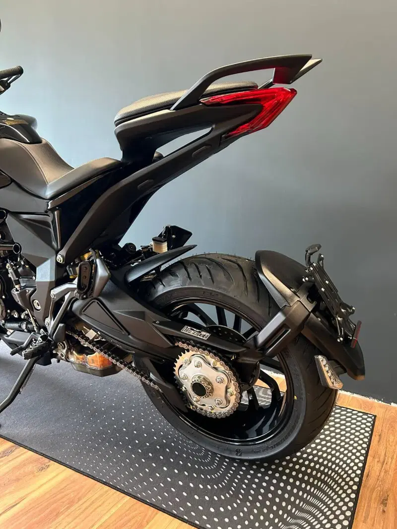 MV Agusta Turismo Veloce 800 R (2023 - 26) (9)
