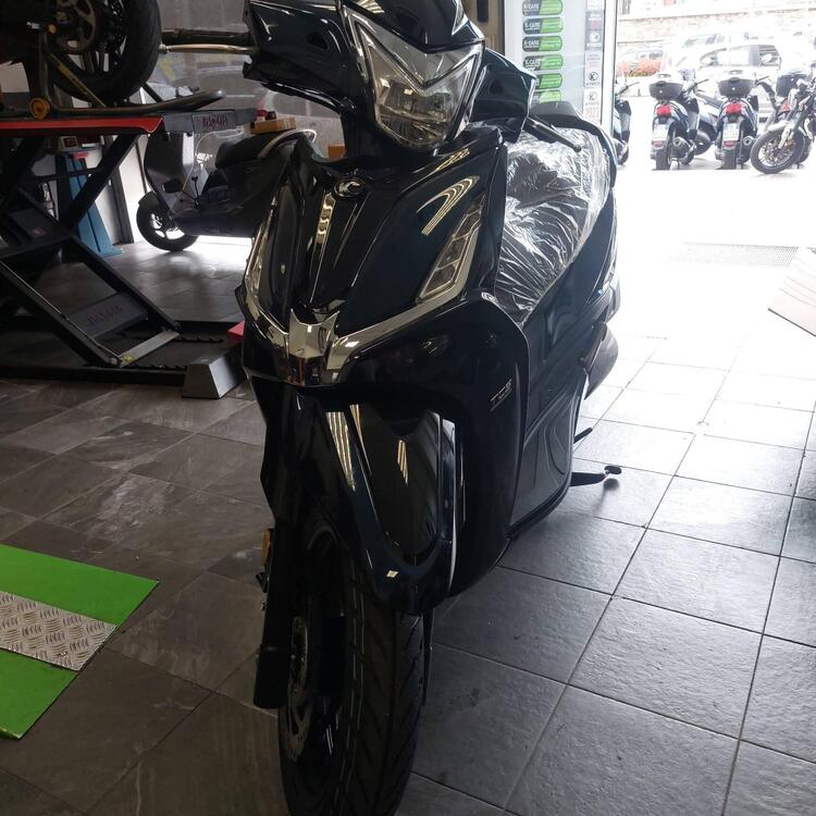 Kymco Agility 350i NN R16 (2023 - 24) (5)