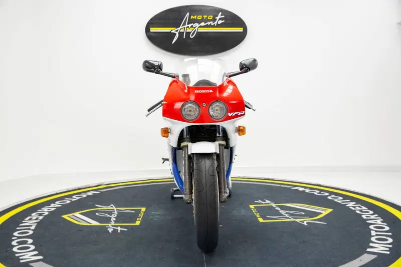 Honda VFR 400 - NC 30 (6)