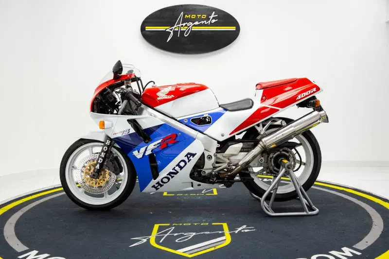 Honda VFR 400 - NC 30 (9)