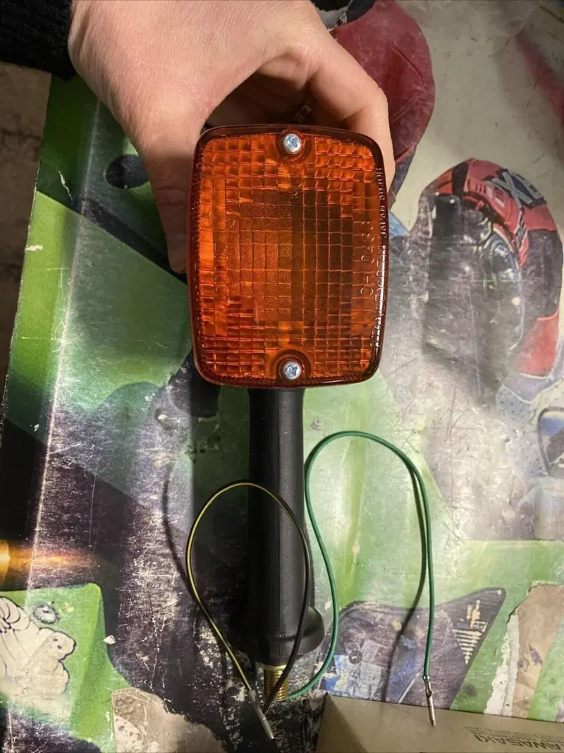 Freccia posteriore Kawasaki gpz 1100-750 e unitrac (4)