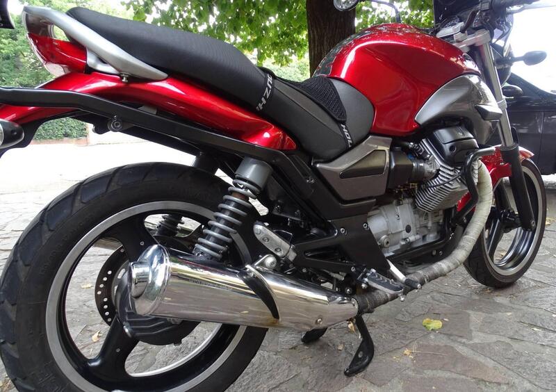 Vendo Moto Guzzi Breva V 750 i.e. usata a Castel Maggiore (codice 9270816)  