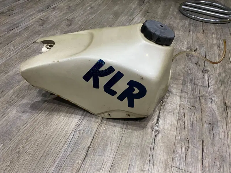 Serbatoio Kawasaki klr600