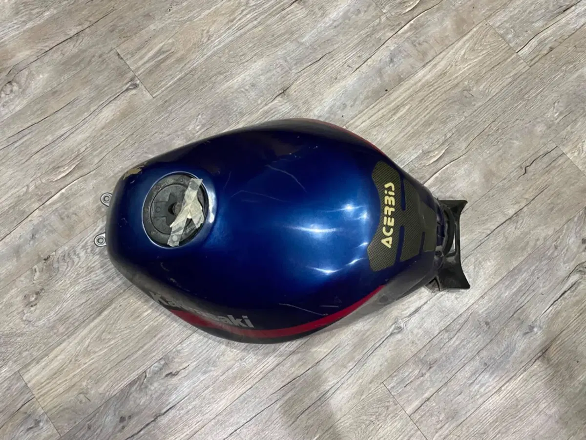 Serbatoio Kawasaki zzr600 92/93 (3)