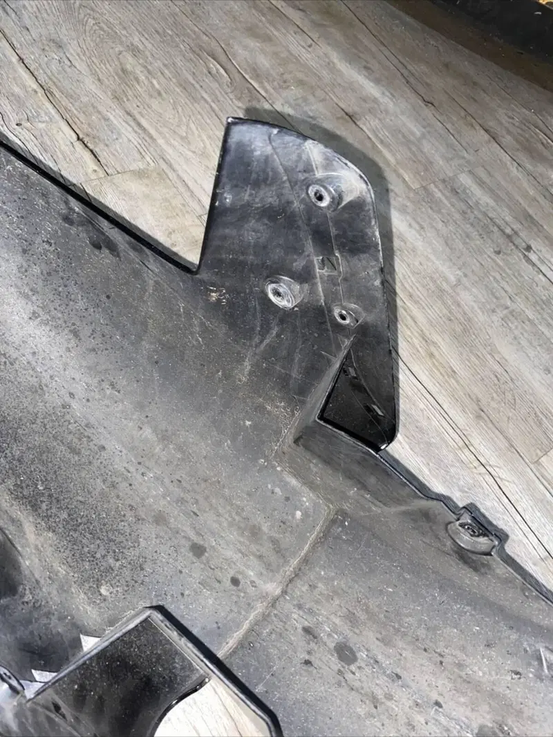 Parafango Anteriore Kawasaki Gtr1400 (2)