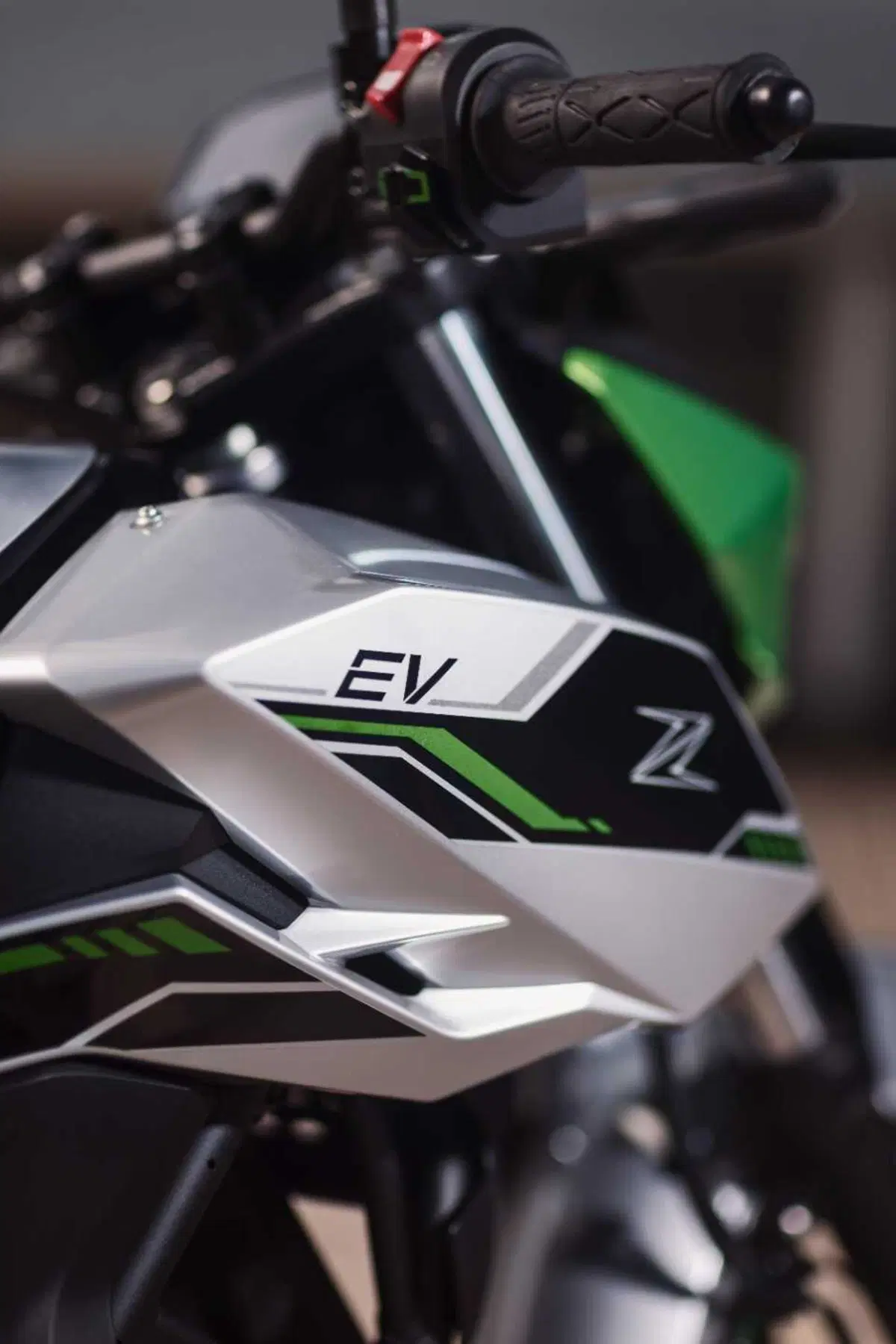 Kawasaki Z e-1, la prima elettrica giapponese. Ecco il nostro test! [VIDEO] (25)