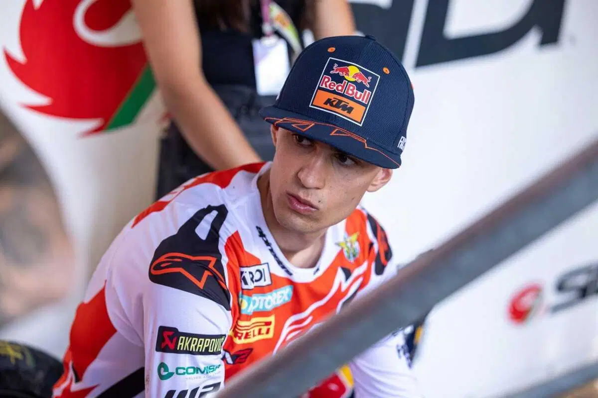 Andrea Adamo, Debriefing Mondiale (11)