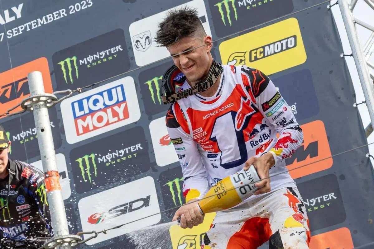 Andrea Adamo, Debriefing Mondiale (10)