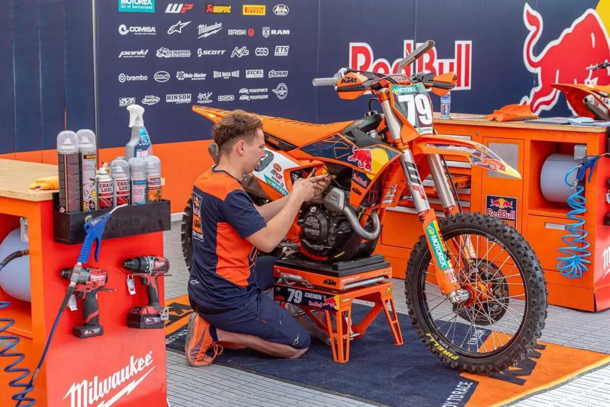 Andrea Adamo, Debriefing Mondiale (20)