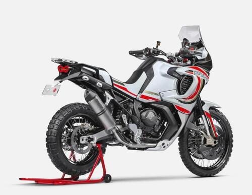 La MV Agusta Lucky Explorer cambia nome: si chiamerà Enduro Veloce (3)