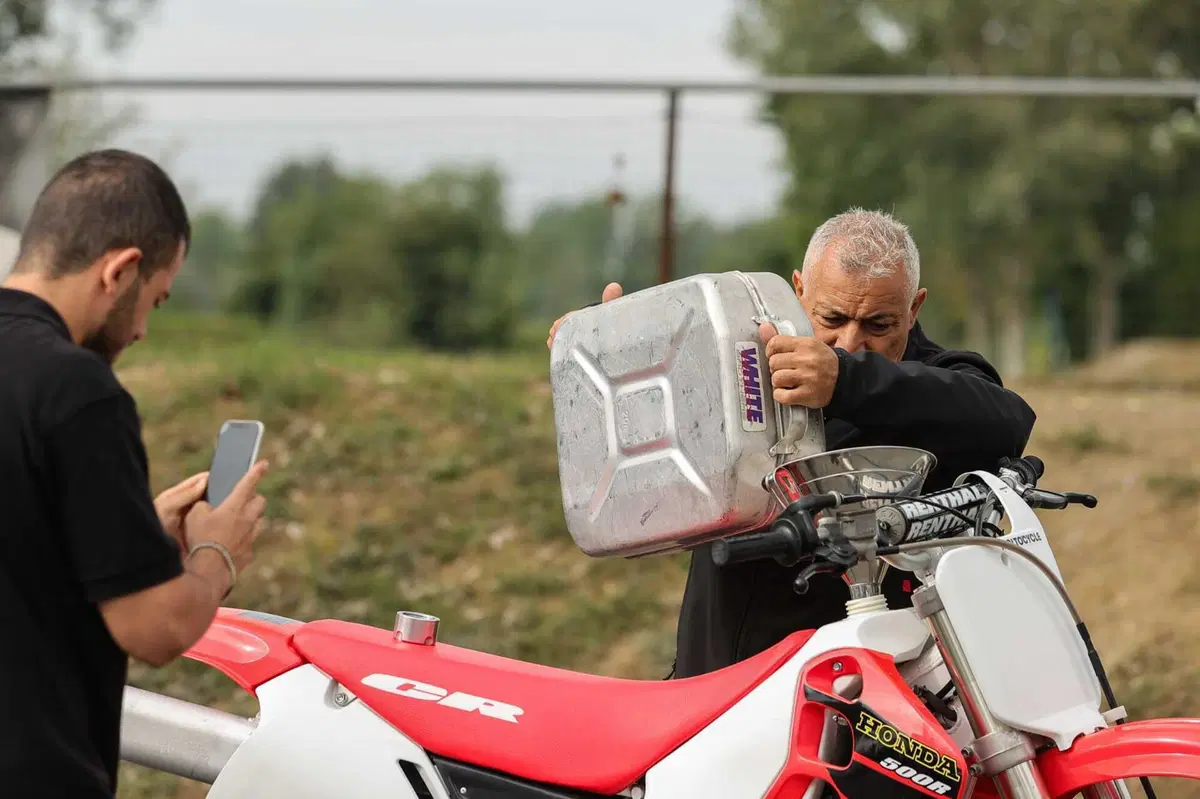 Honda CR500R 2001 TEST: la 2 tempi più spaventosa (e bella) di sempre! (10)