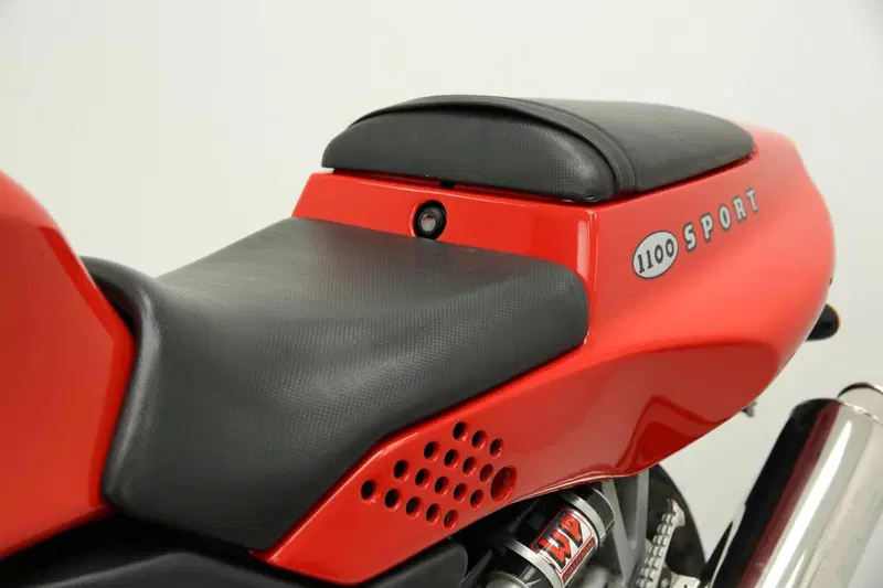 Moto Guzzi Sport 1100  i.e. (1996 - 98) (10)