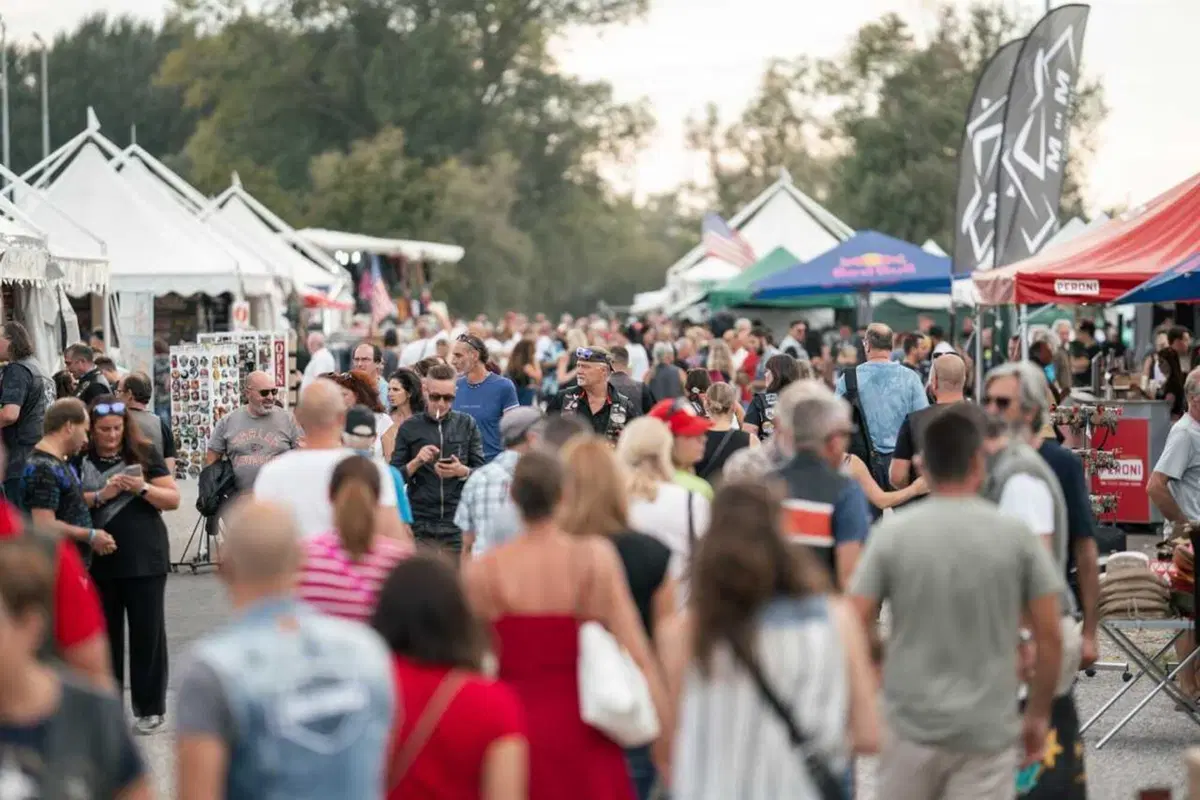 Italian Bike Week: in 48.000 salutano l'estate a Lignano Sabbiadoro [GALLERY] (44)