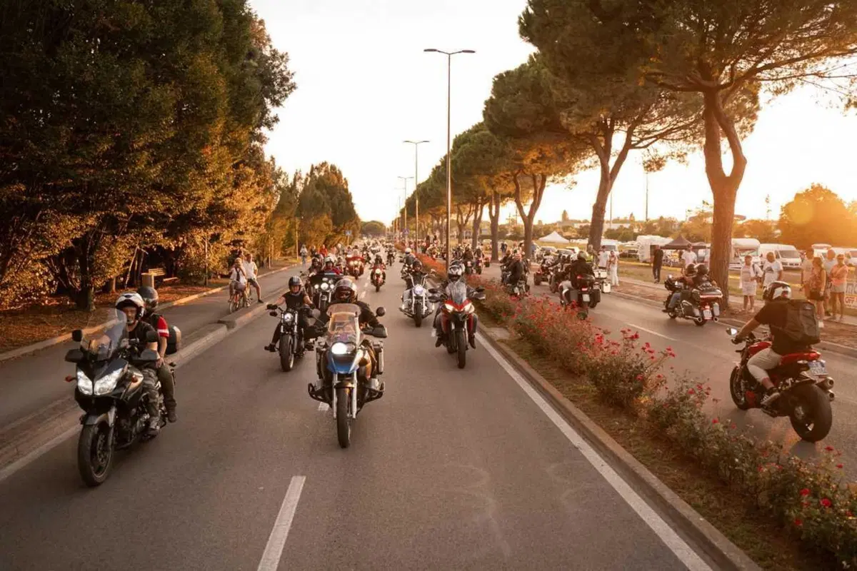 Italian Bike Week: in 48.000 salutano l'estate a Lignano Sabbiadoro [GALLERY] (49)