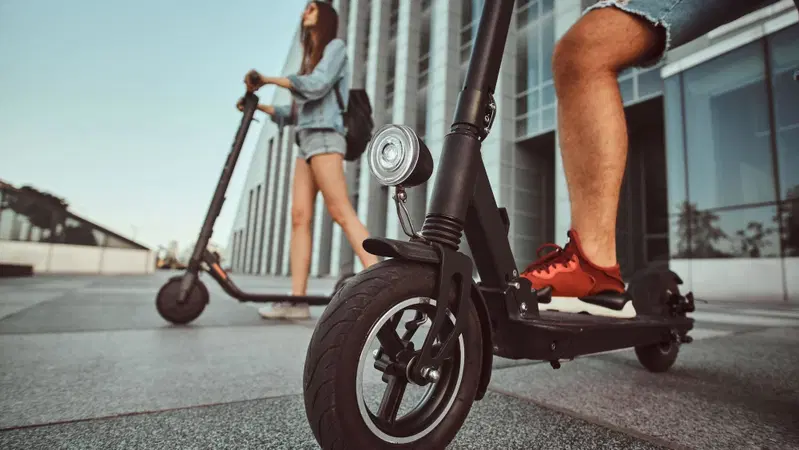 Monopattini elettrici: quanto costa e come funziona l'assicurazione? Facciamo chiarezza