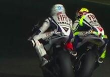 MotoGP, GP del Giappone. Valentino Rossi e Jorge Lorenzo gomito a gomito a Motegi: che spettacolo nel 2010! [VIDEO]