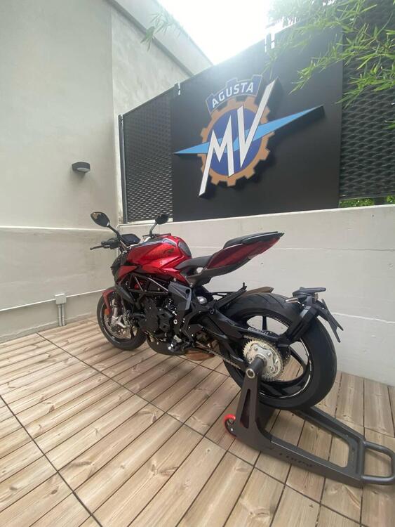 MV Agusta Brutale 800 RR (2021 - 24) (4)