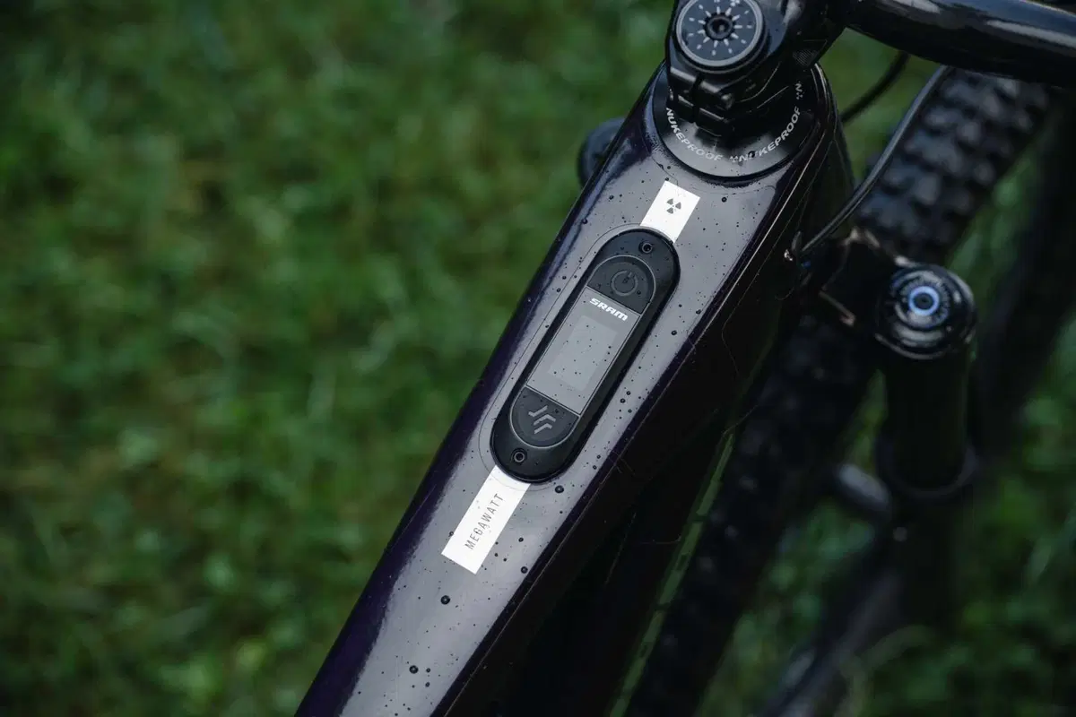Il primo motore di SRAM con cambio automatico! Abbiamo provato il nuovo Eagle Powertrain [VIDEO e GALLERY] (15)