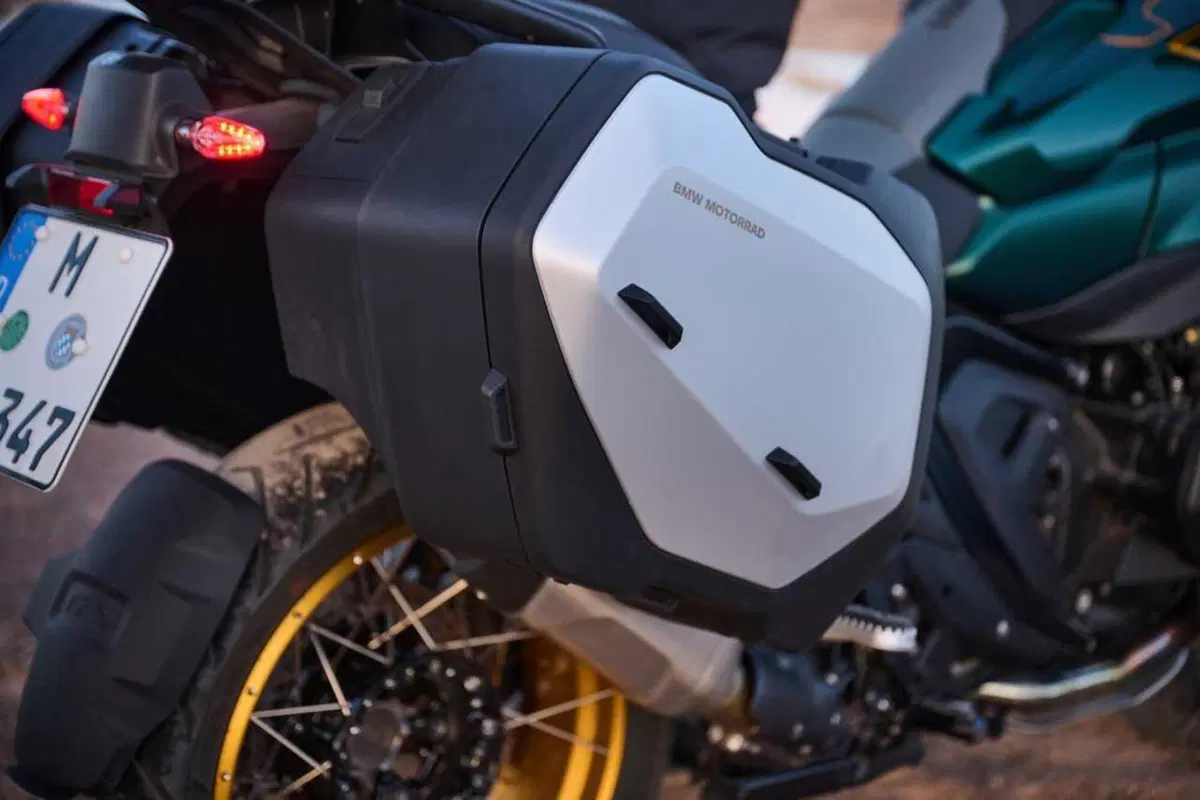 Nuova BMW R1300GS 2024: presentazione LIVE, com'è fatta. Che bomba! (46)