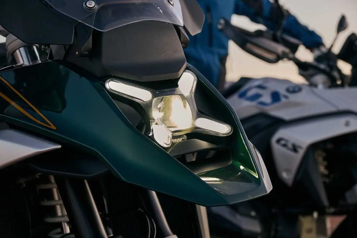 Nuova BMW R1300GS 2024: presentazione LIVE, com'è fatta. Che bomba! (64)
