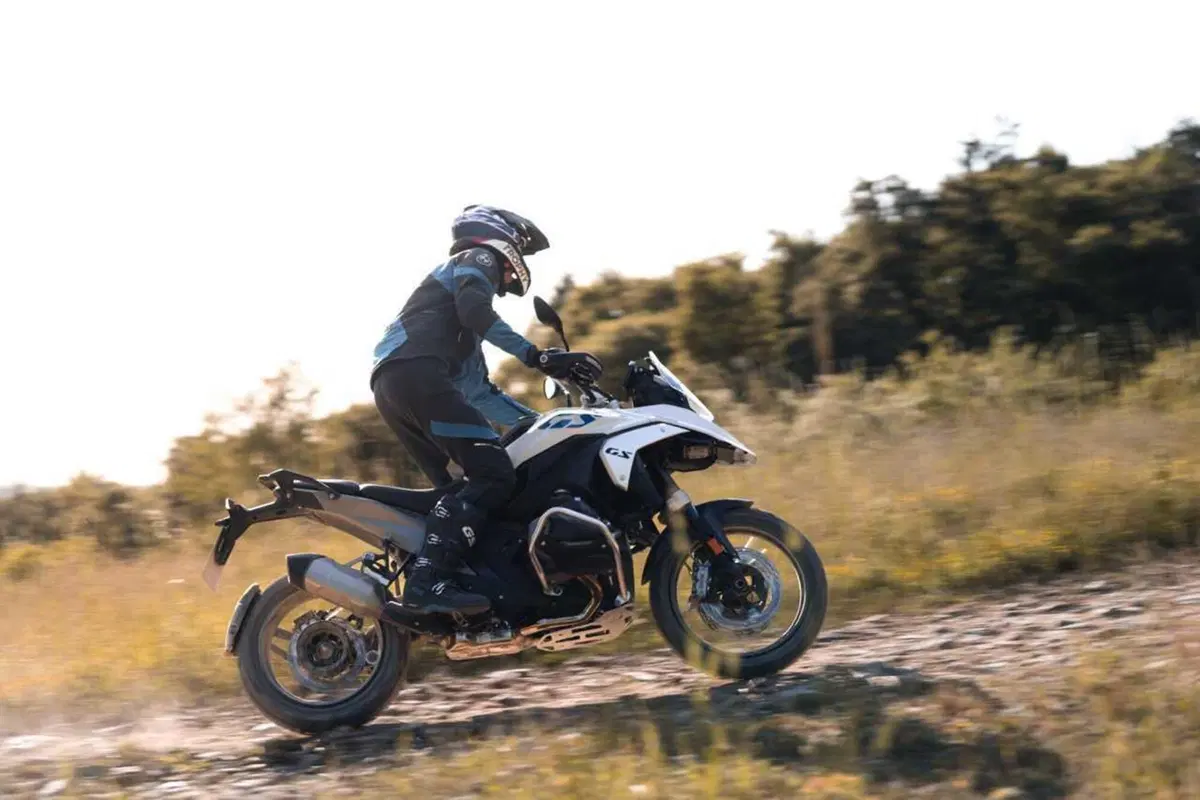 Nuova BMW R1300GS 2024: presentazione LIVE, com'è fatta. Che bomba! (70)