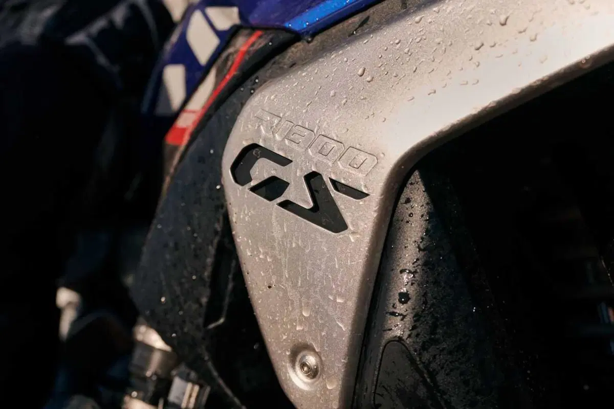 Nuova BMW R1300GS 2024: presentazione LIVE, com'è fatta. Che bomba! (75)