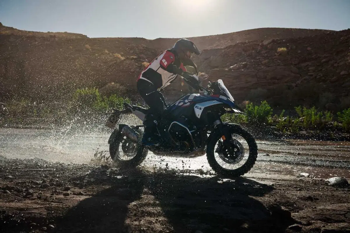 Nuova BMW R1300GS 2024: presentazione LIVE, com'è fatta. Che bomba! (167)