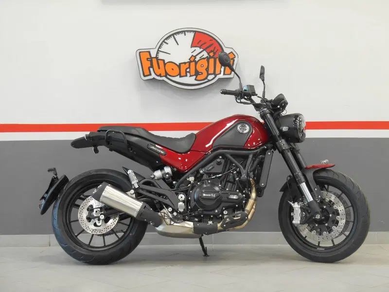 Benelli Leoncino 500 (2021 - 25)