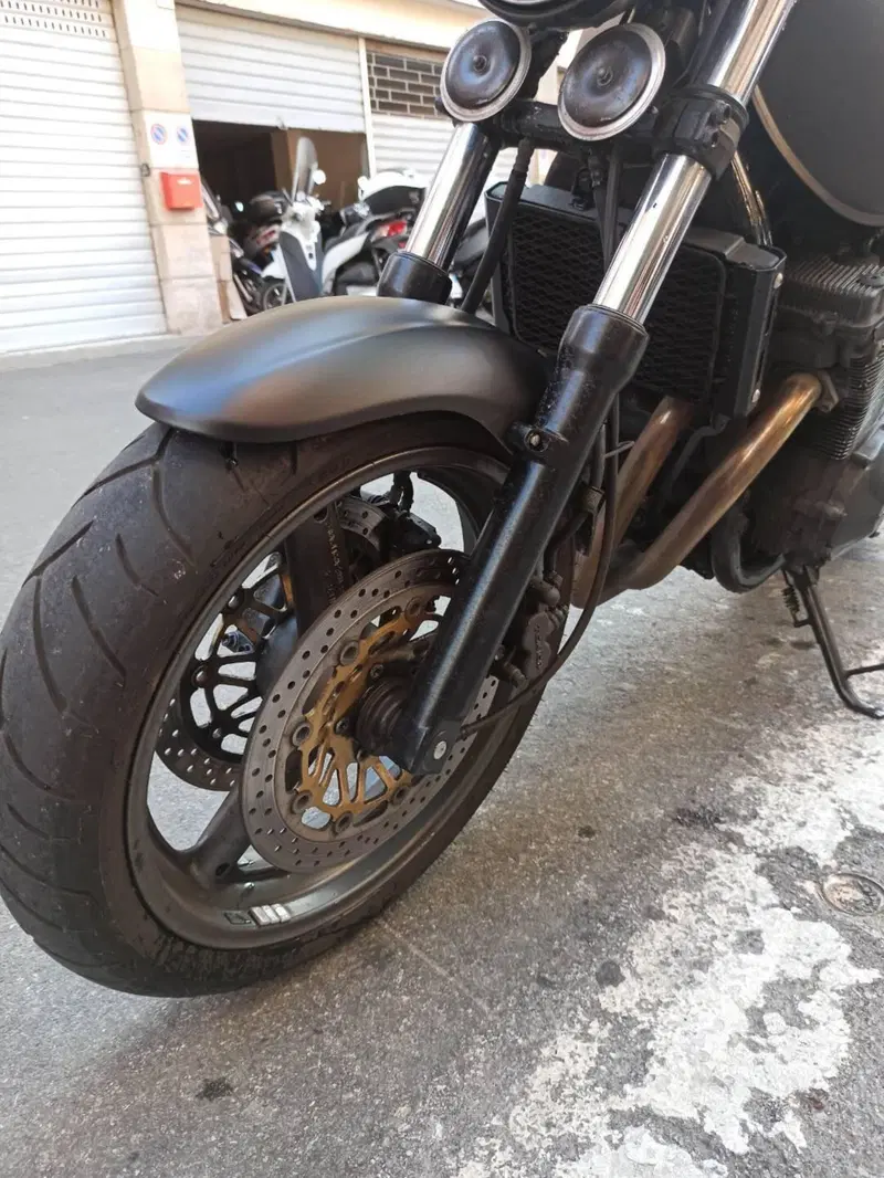 Suzuki GSX 750 F (9)