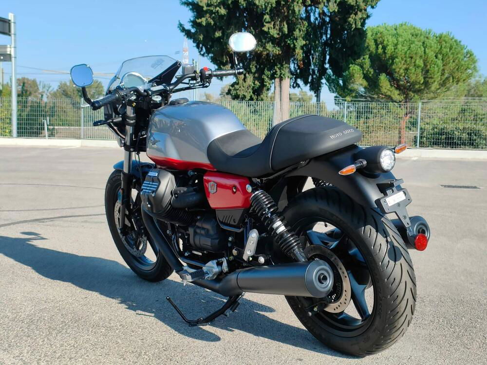 Moto Guzzi V7 Stone Corsa (2023 - 24) (4)