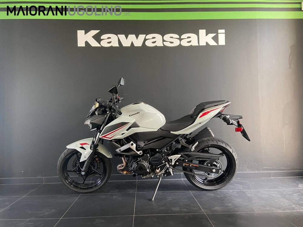 Kawasaki Z 400 (2023) (5)