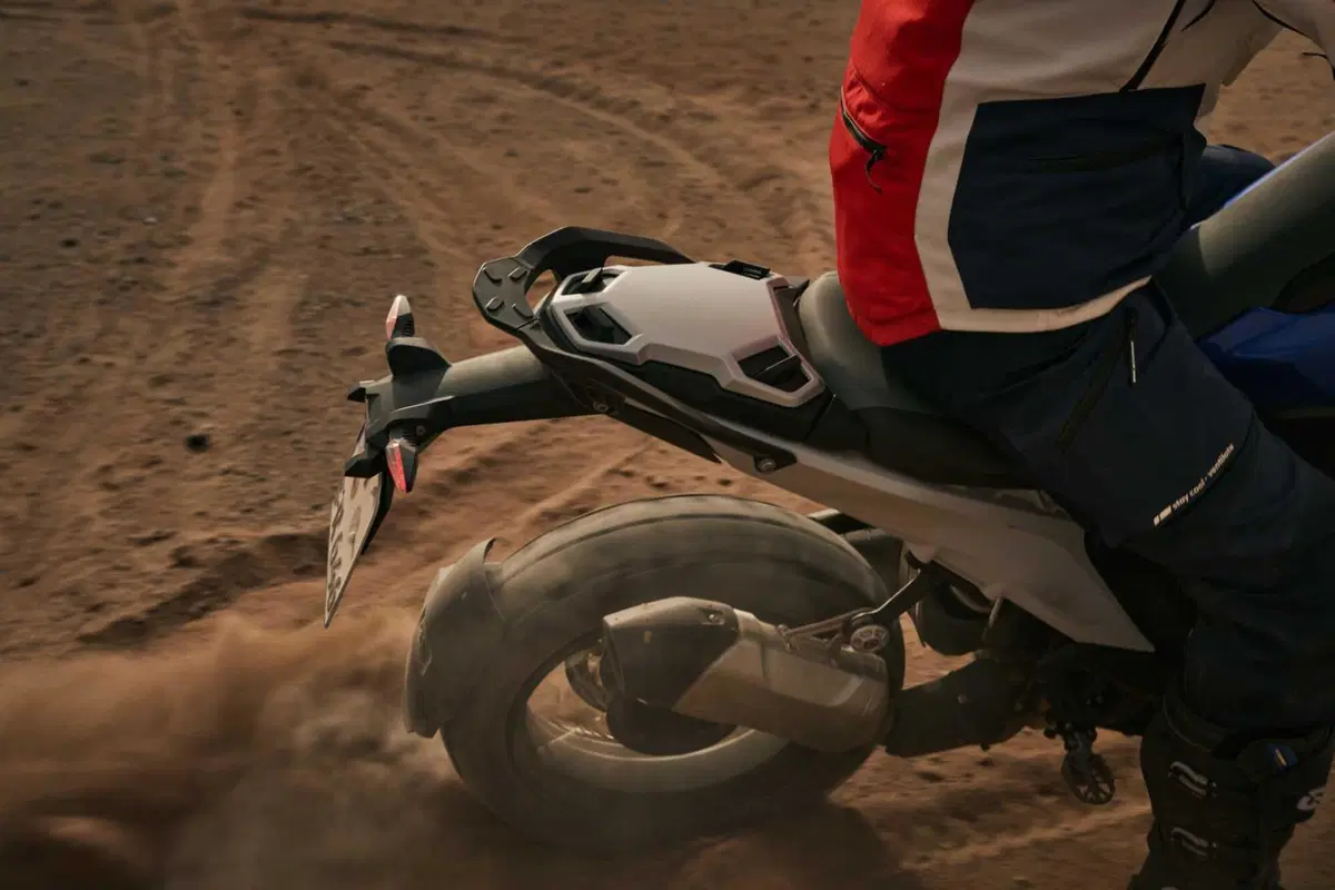 BMW R1300GS, tutte le immagini (e il video di presentazione) (38)