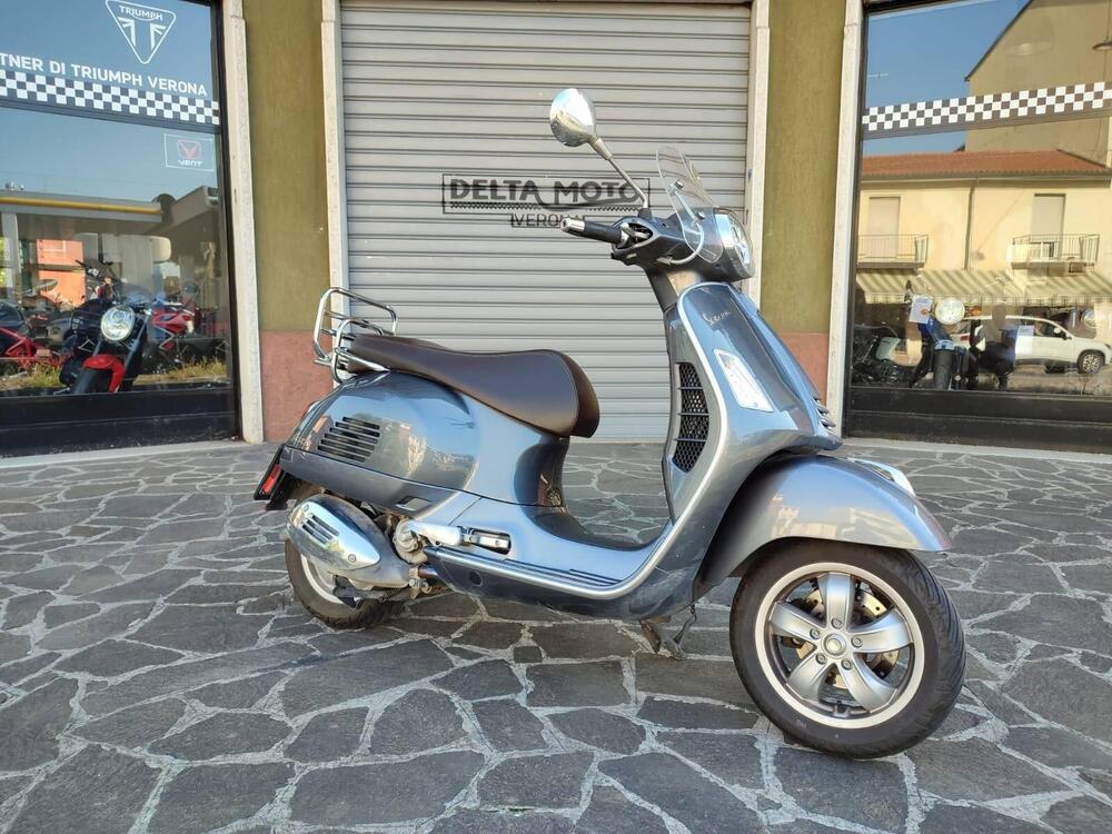 Vespa GTS 300 Hpe Touring (2019)