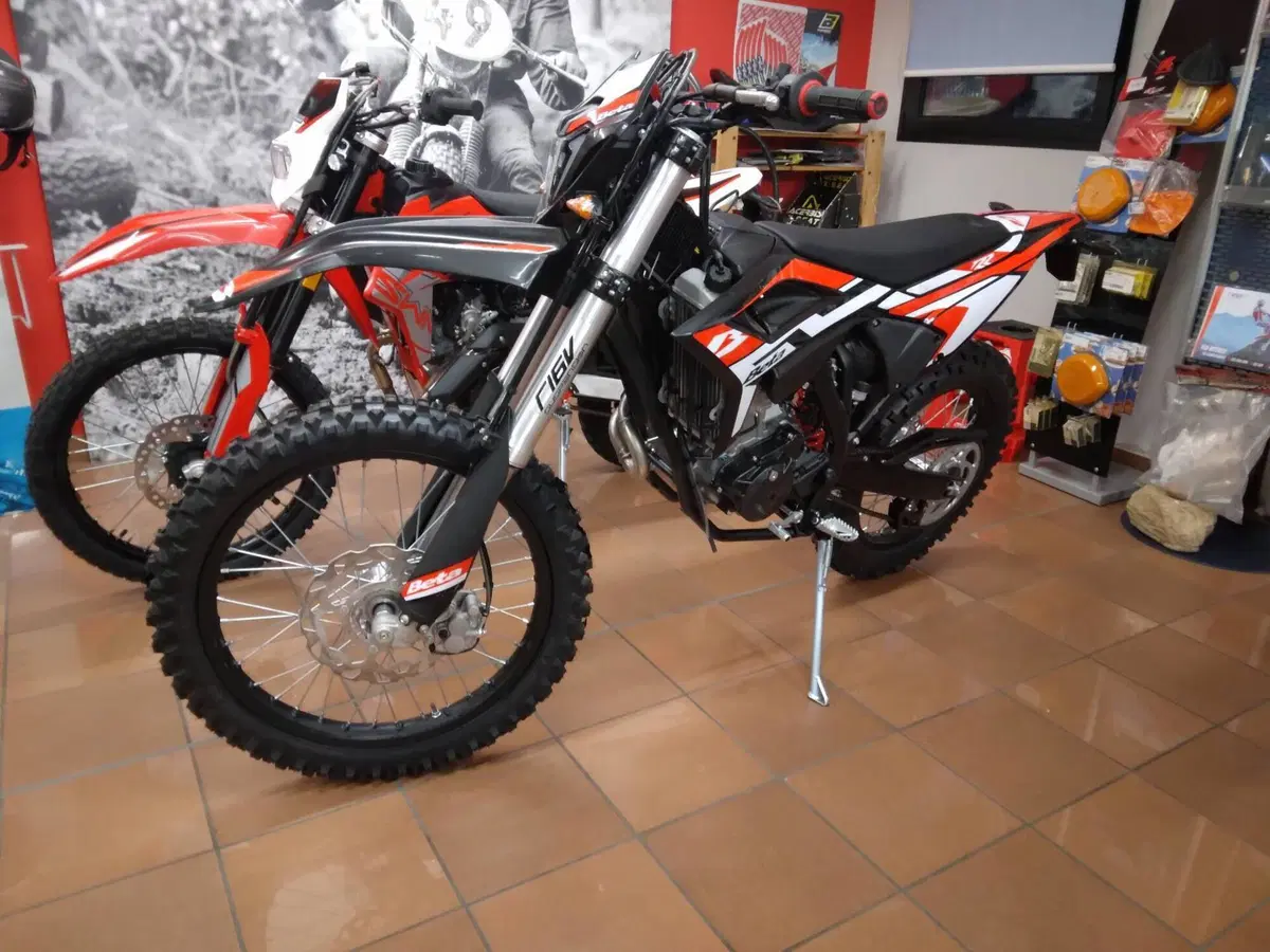 Betamotor RR 125 4T Enduro T (2023 - 24)