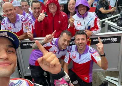 MotoGP 2023. GP del Giappone. Sole, pioggia, metà gara: vince sempre Jorge Martin. È a -3 da Bagnaia, sec