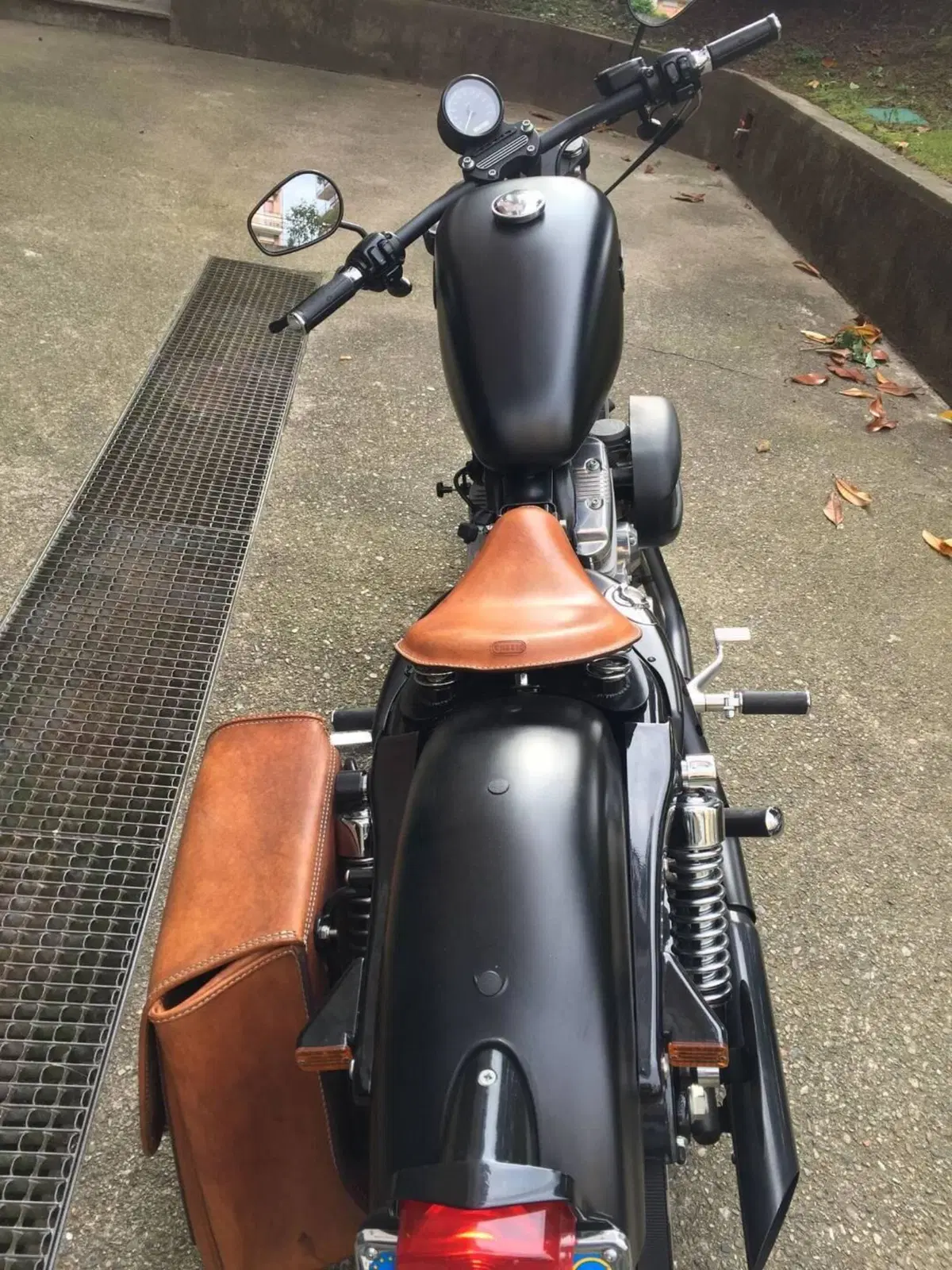 Harley-Davidson 883 (2006 - 07) - XL (4)
