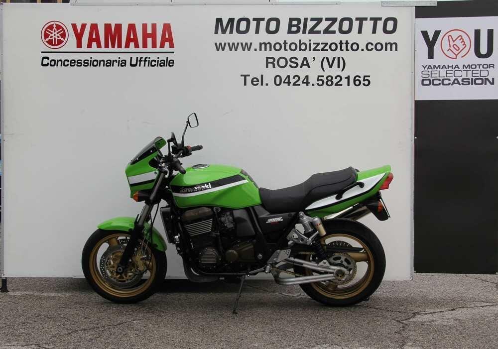 Kawasaki ZRX 1200 R (2)