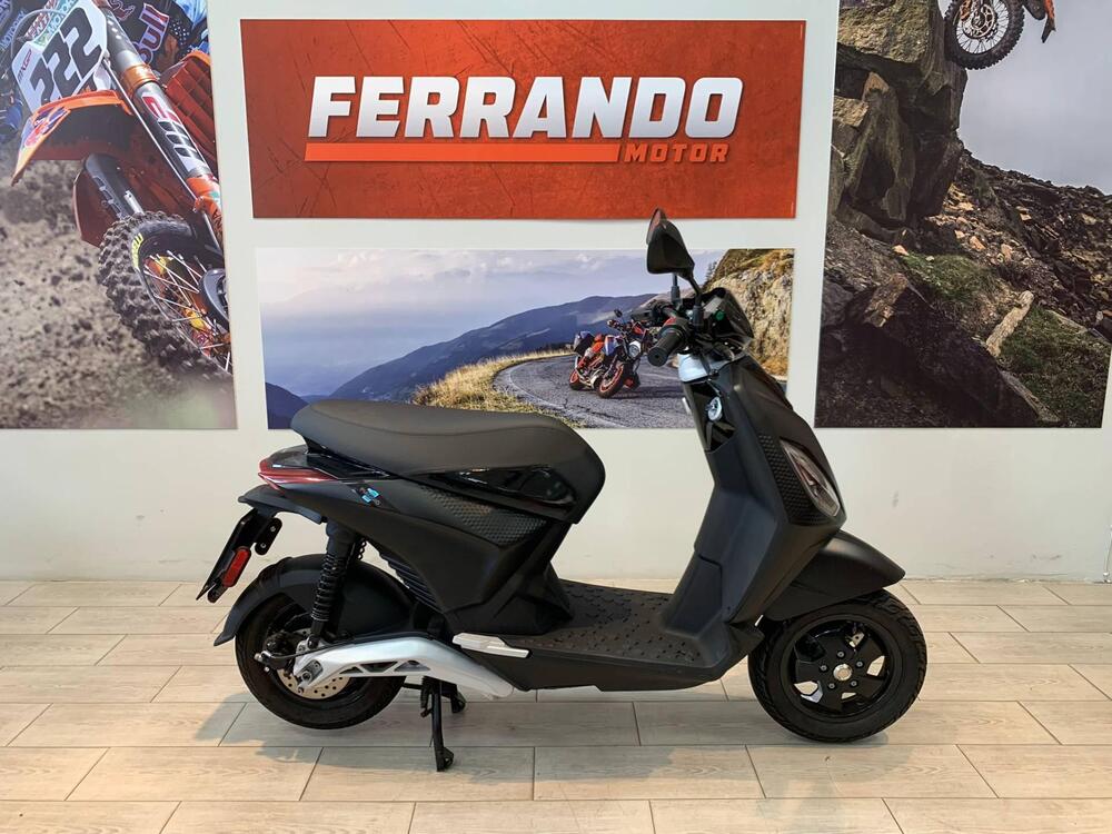 Piaggio 1 Active PMP (2022 - 23)