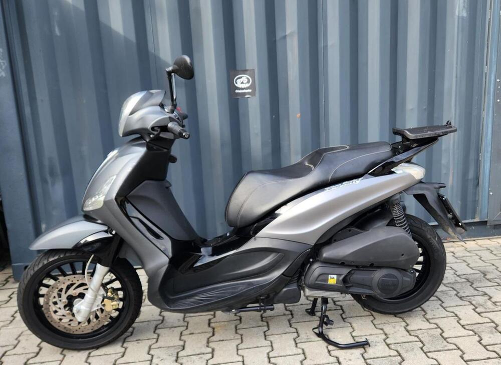 Piaggio Beverly 300 i.e. (2010 - 16) (2)