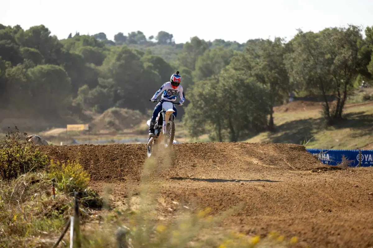 Yamaha YZ250F 2024: tanta confidenza in sella (2)